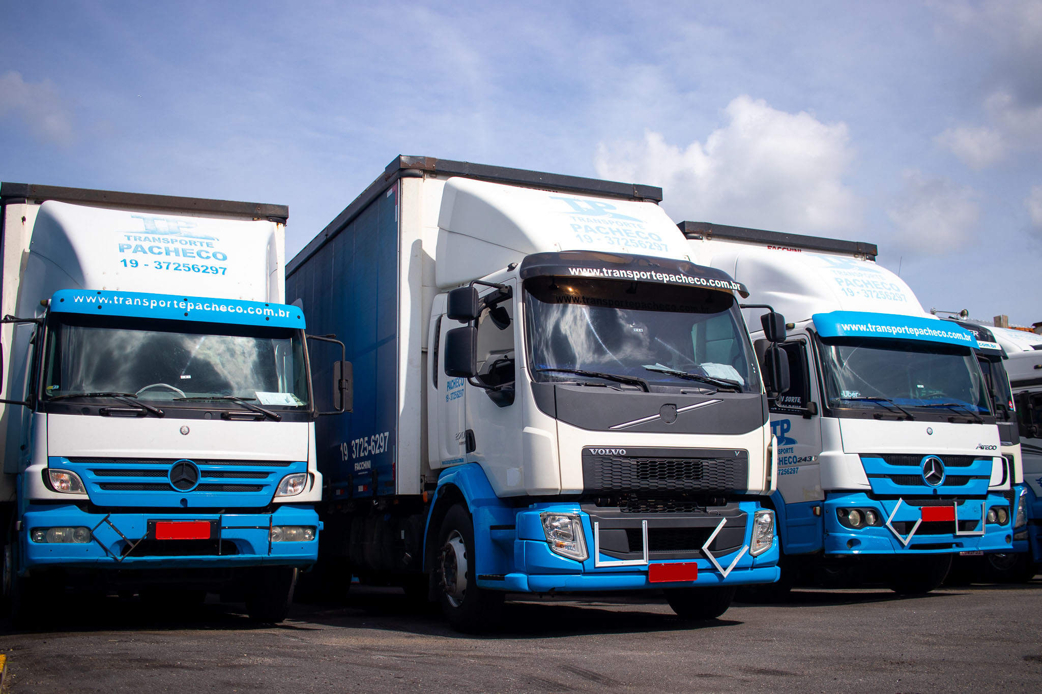 três caminhões transporte pacheco